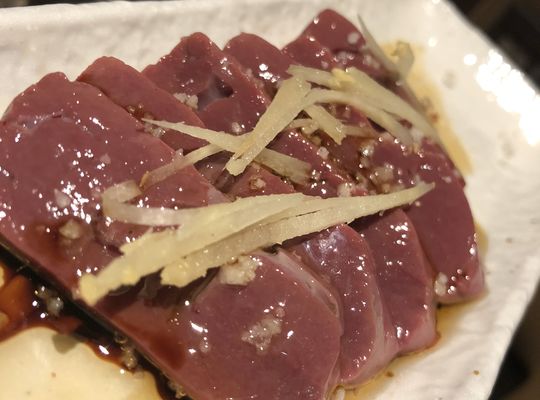 生肉盛り合わせ