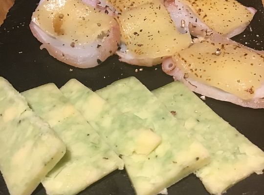 チーズの盛り合わせ